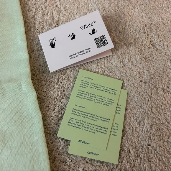 Off-White Sneaker Shoe Bag - Picture 3 of 10